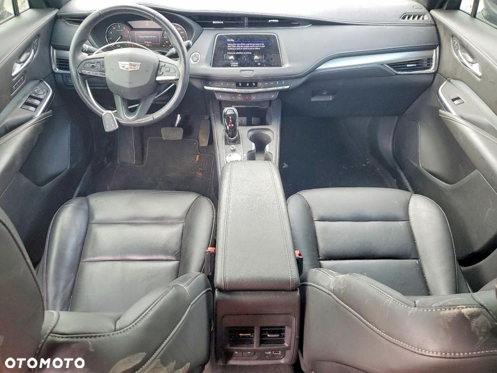 Cadillac XT4 - 9