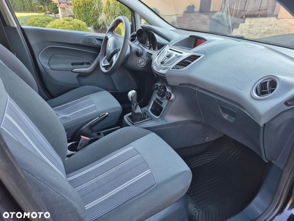 Ford Fiesta 1.25 SYNC Edition - 9
