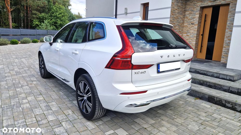 Volvo XC 60 B5 B AWD Momentum Pro - 7