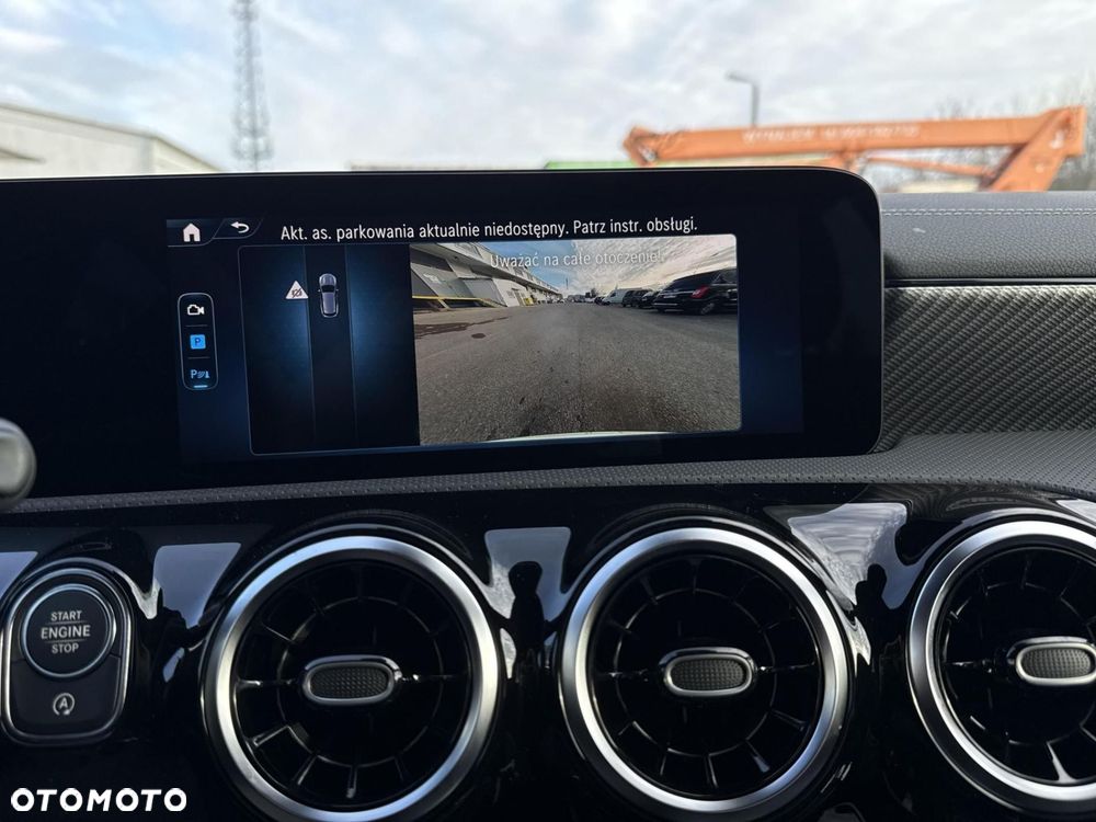 Mercedes-Benz CLA - 26