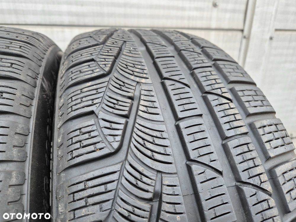 2x OPONY ZIMOWE 245/45/19 Pirelli Sotto Zero XL (MOE) Run Flat 6,4MM! - 2
