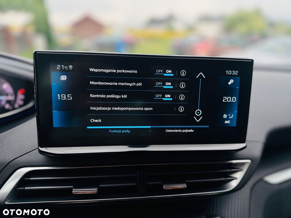 Peugeot 3008 1.5 BlueHDi Allure S&S - 28