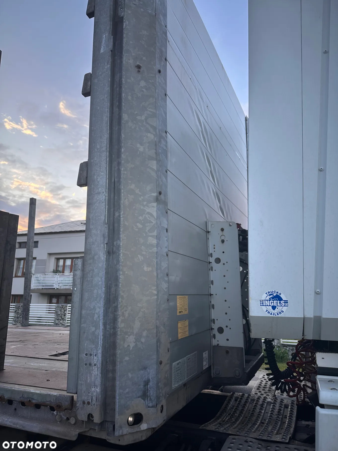 Schmitz Cargobull SCB - 6