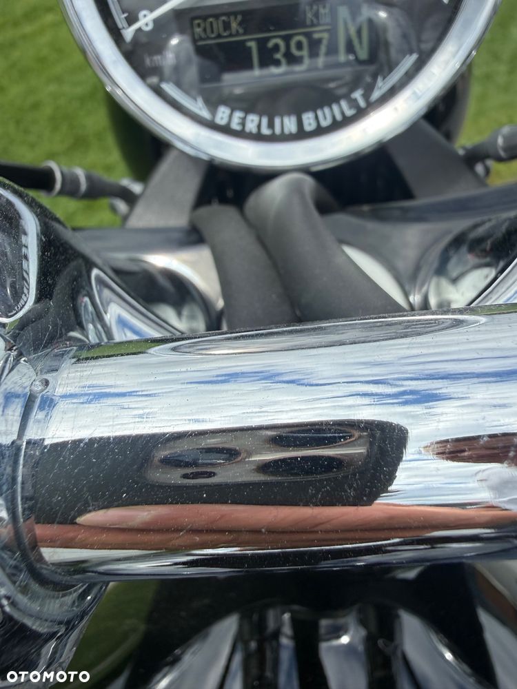 BMW R - 16