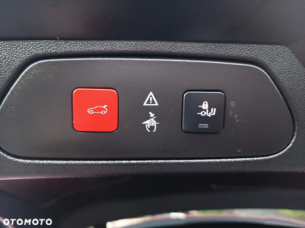 Opel Grandland X 1.6 D Start/Stop Business INNOVATION - 32