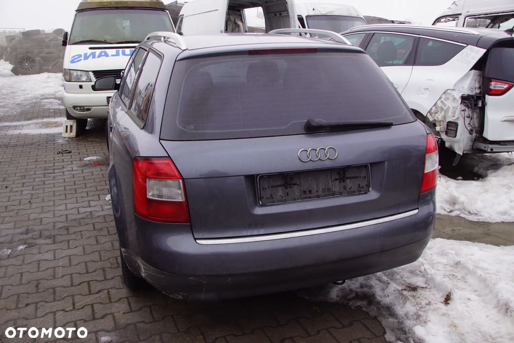 Auto na części - Audi A4 B6 1.9 TDI 130 KM AWX GBQ LX7Z 2002R Silnik Skrzynia Drzwi Maska Klapa Zderzak Błotnik Lusterko Lampa Klamka Szyba Deska Kokpit Sterownik Moduł Czujnik Licznik Panel Kierownica - 5
