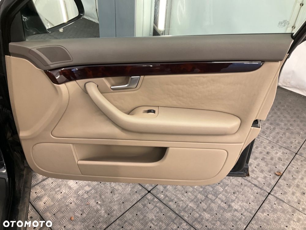 Audi A4 Limousine - 21