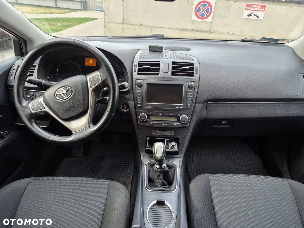Toyota Avensis 2.2 D-4D Platinium - 9