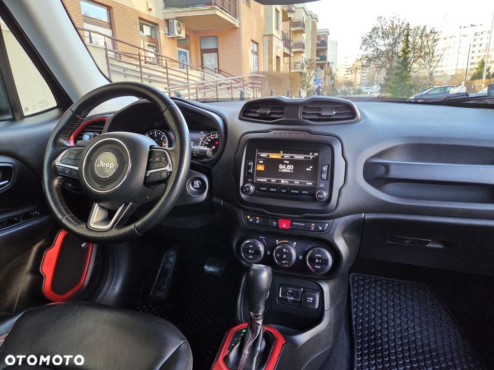 Jeep Renegade 2.0 MultiJet Trailhawk 4WD S&S - 33