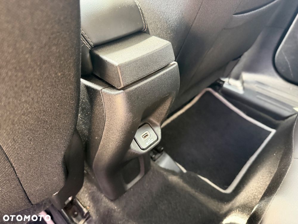 Jeep Renegade 1.3 T-GDI Limited - 30