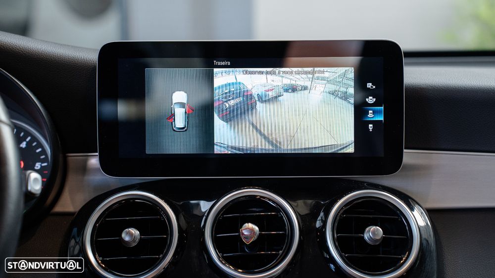 Mercedes-Benz GLC 300 de 4Matic - 25