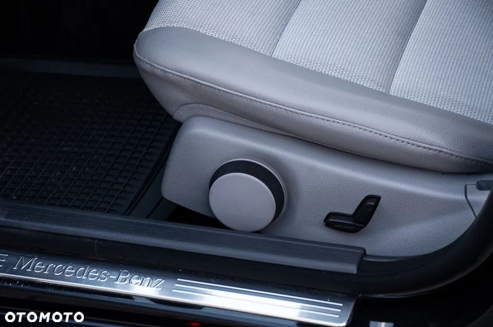 Mercedes-Benz Klasa C 180 T Kompressor Automatik Avantgarde - 16