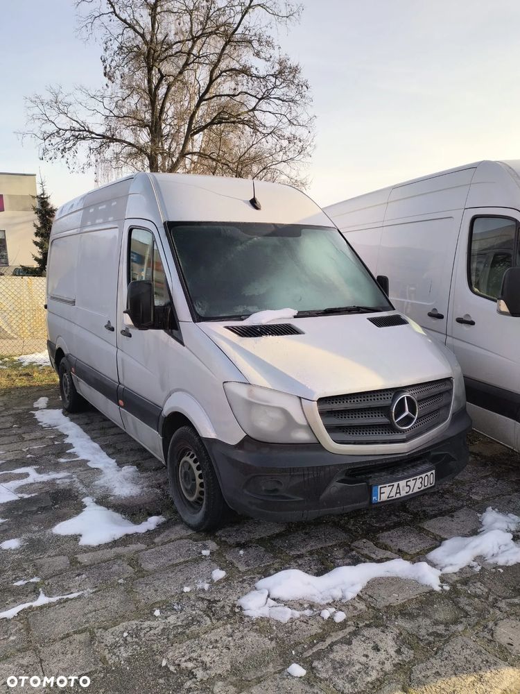 Mercedes-Benz Sprinter - 1