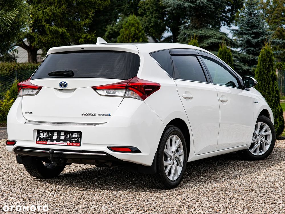 Toyota Auris 1.8 HSD Prestige NAVI - 11