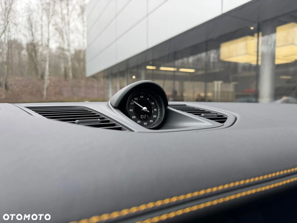 Porsche Panamera 4S E-Hybrid - 32