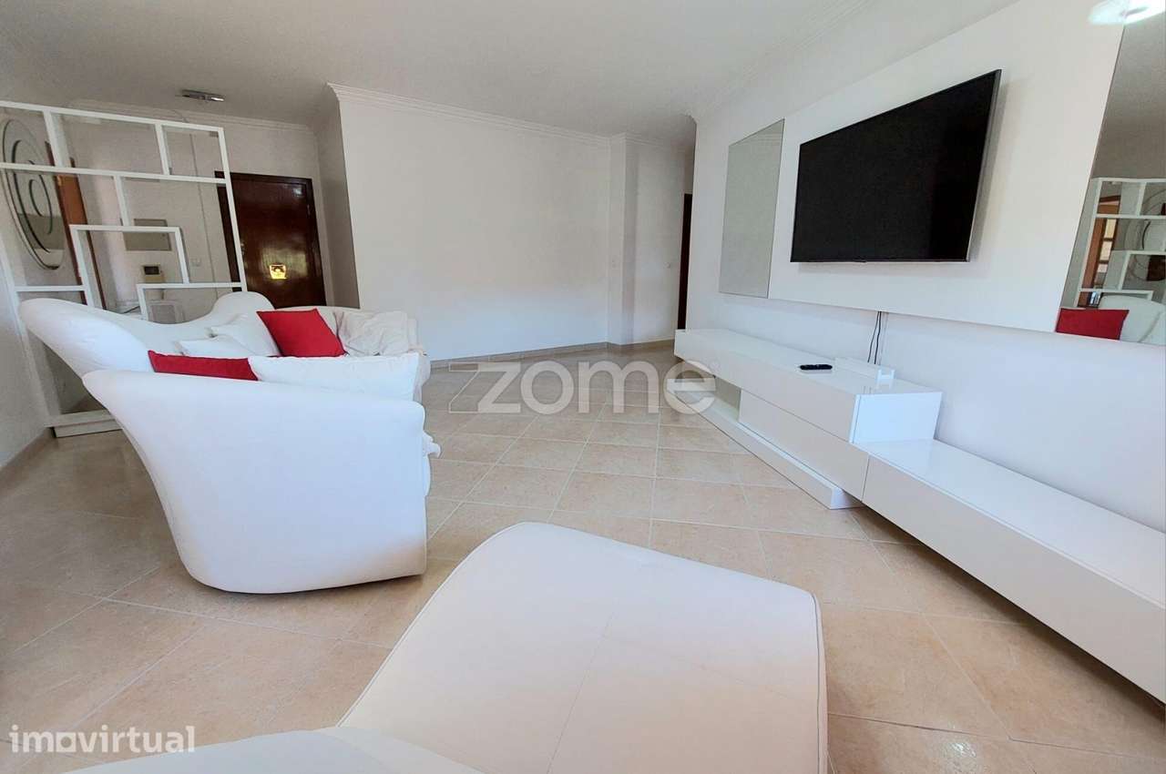Apartamento T2 com box para arrendar na Ribeirada - Grande imagem: 5/20
