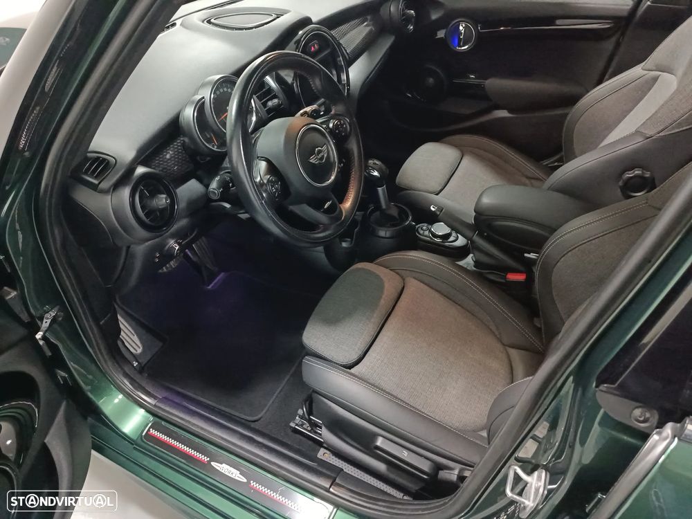 MINI 5 Portas Cooper SD Sport Aut. - 23