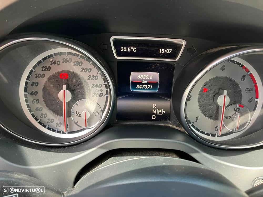 Mercedes-Benz GLA 200 (CDI) d 4Matic 7G-DCT Urban - 12