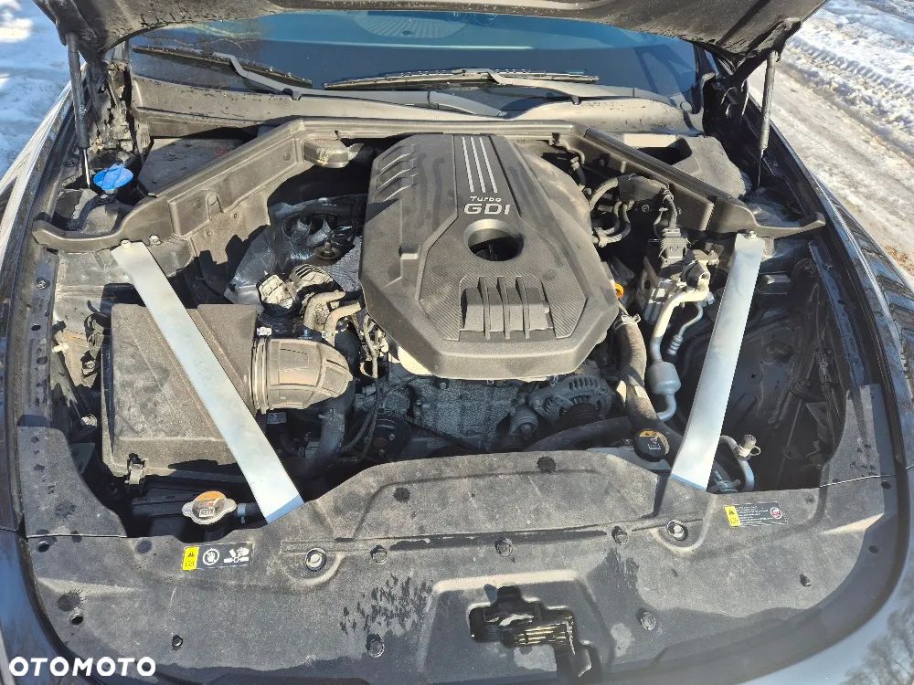 Kia Stinger 2.0 T-GDI GT Line - 23