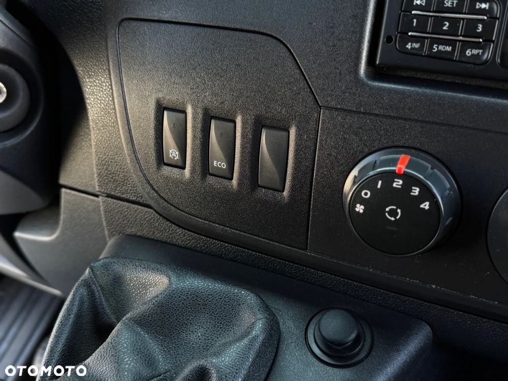 Renault Master - 30