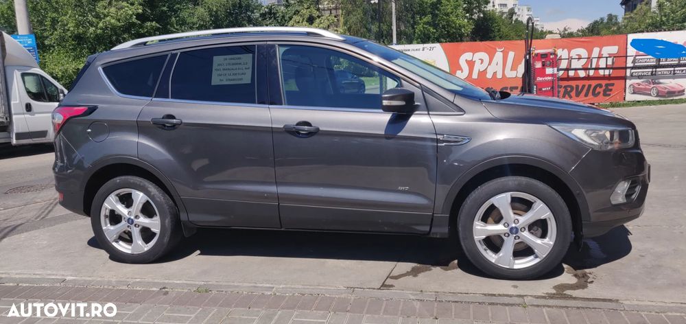 Ford Kuga 2.0 TDCi 4WD Titanium - 5
