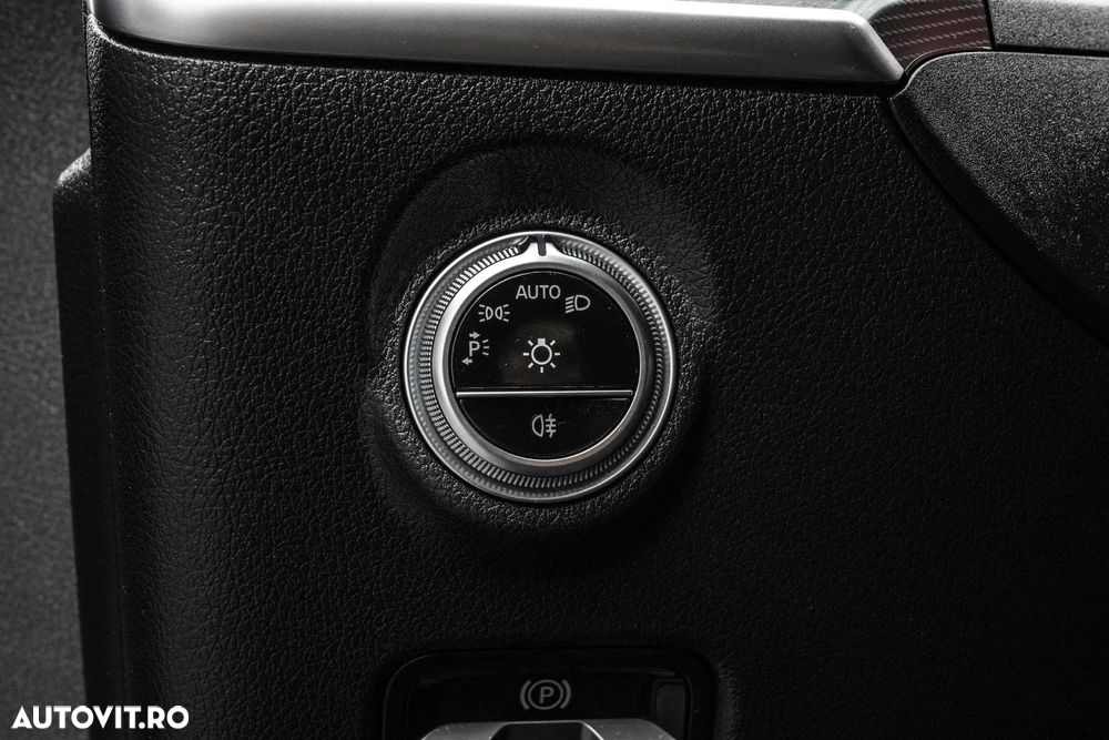 Mercedes-Benz C 200 MHEV 4MATIC - 30