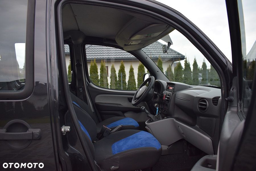 Fiat Doblo 1.9 JTD Family Premius - 13