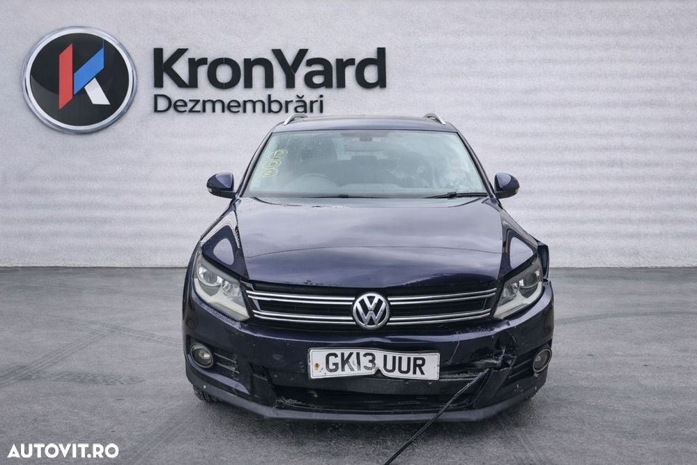 Far Dreapta Volkswagen Tiguan 5N Facelift 2011 - 2015 SUV 4 Usi (1071) Fara xenon Cleme ... - 8