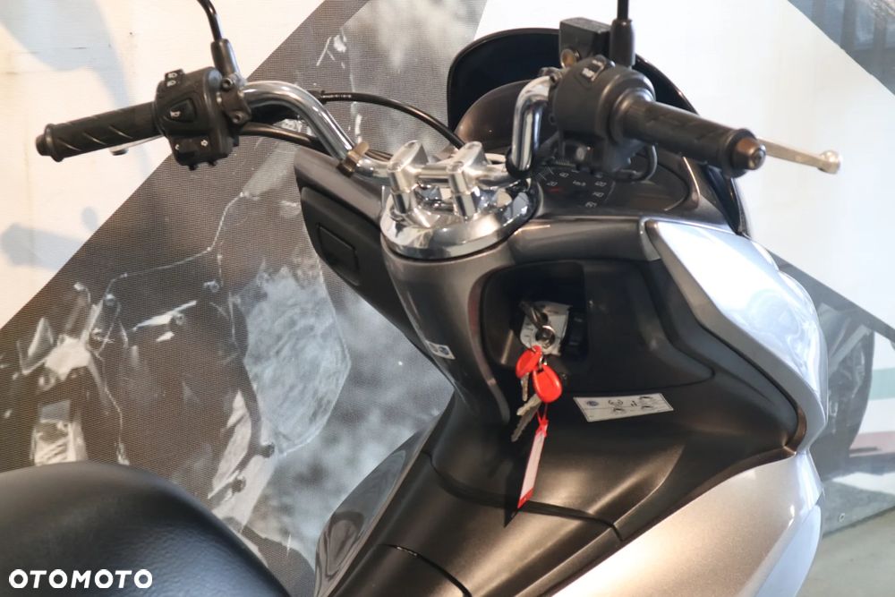 Honda PCX - 17