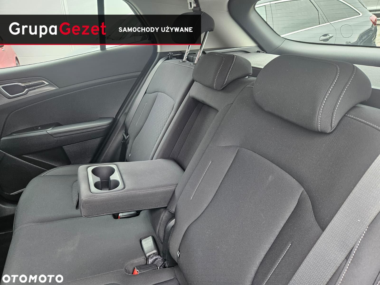Kia Sportage - 16