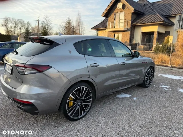 Maserati Levante Trofeo - 4