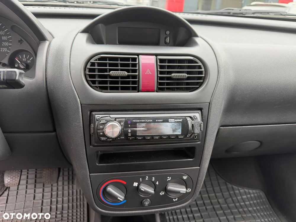 Opel Corsa 1.0 12V Easytronic Eco - 15