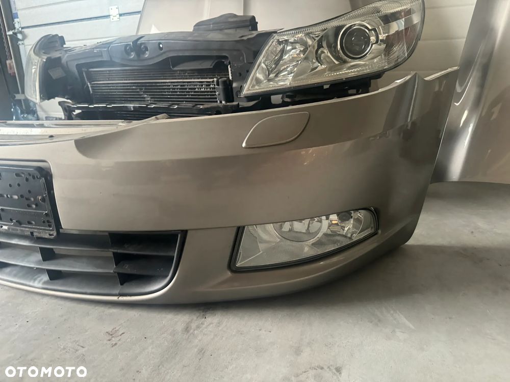 PRZÓD KOMPLETNY ZDERZAK PAS MASKA PAS XENON SKETNY OCTAVIA II LIFT 9202 - 3