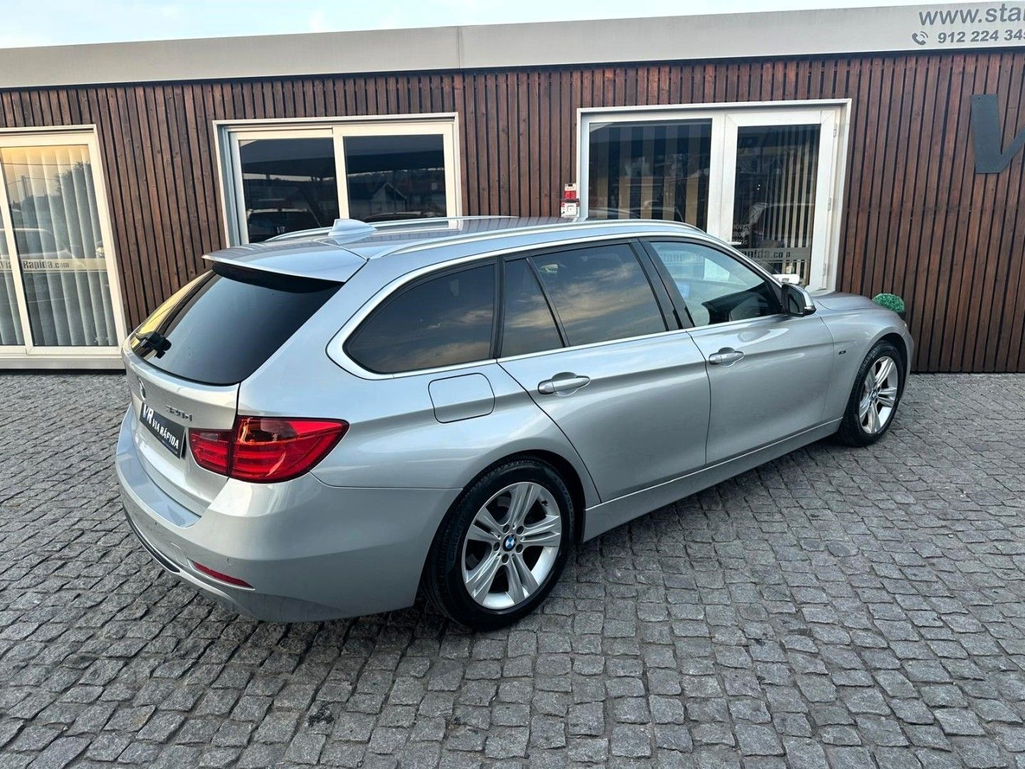 BMW 320 d Touring Auto Line Sport - 34