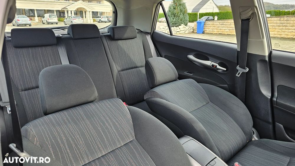Toyota Auris 1.6 L Valvematic CVT Luna - 16