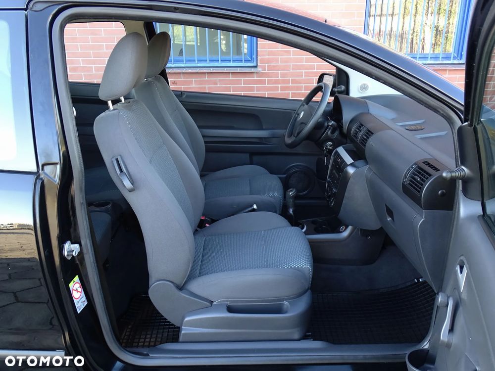 Volkswagen Fox 1.2 - 9