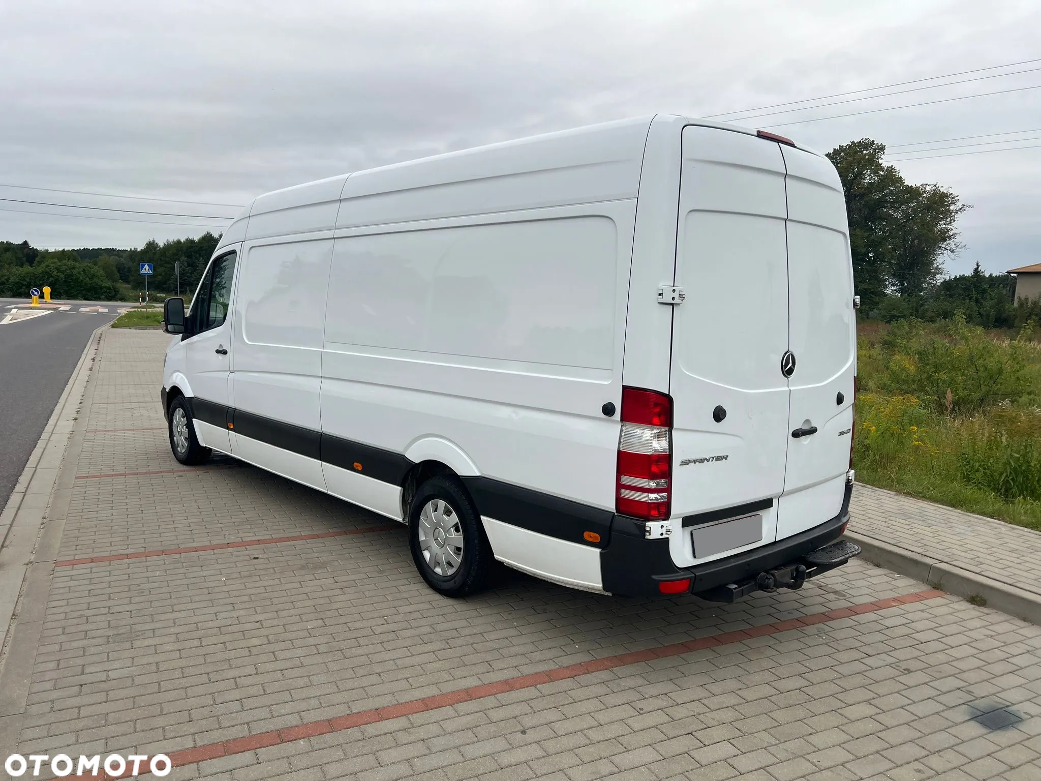 Mercedes-Benz Sprinter - 5