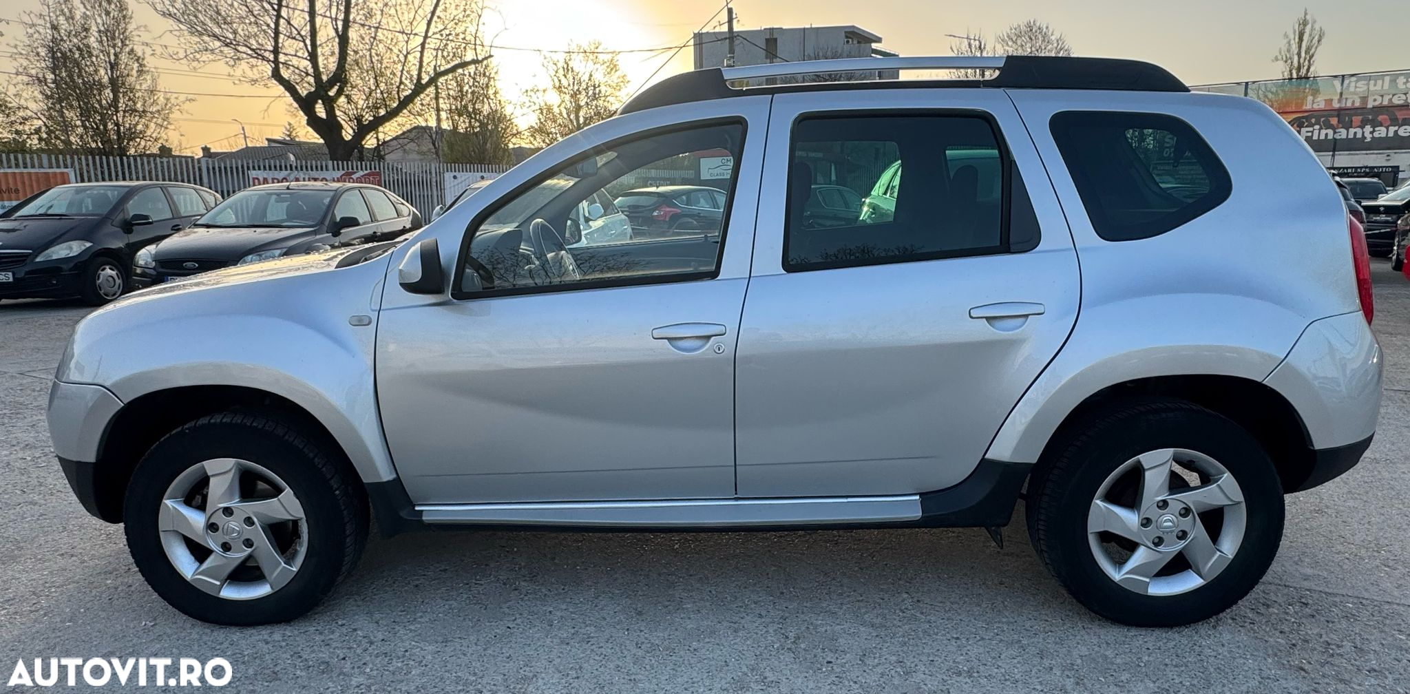 Dacia Duster 1.5 dCi 4x4 Laureate - 5