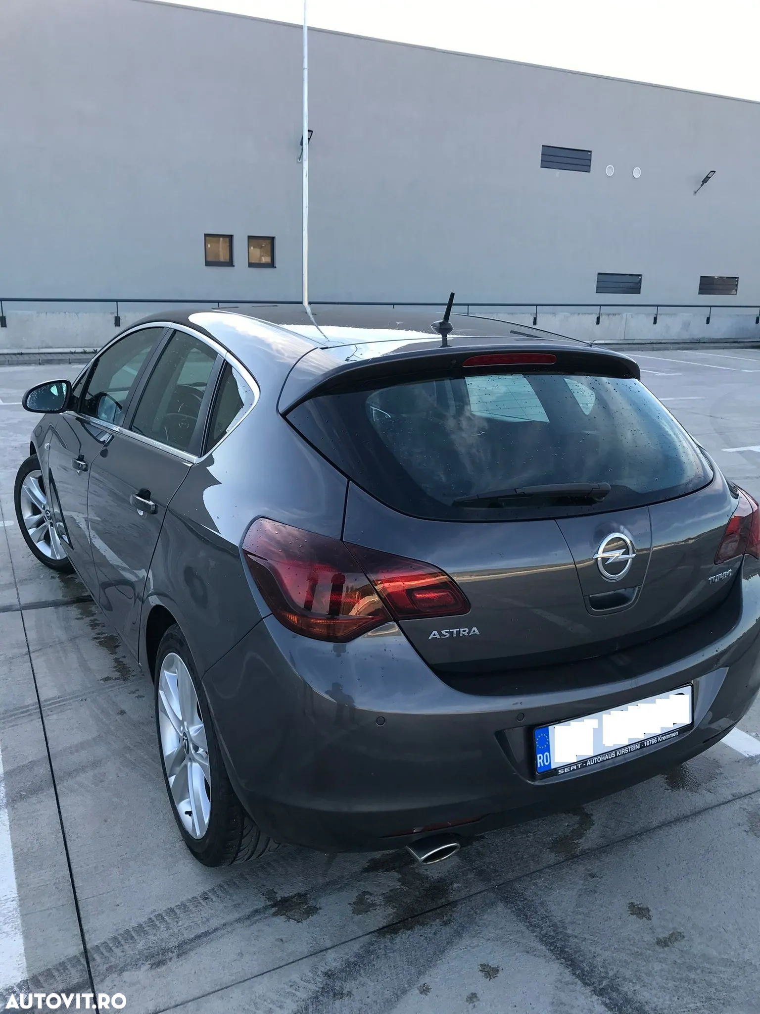 Opel Astra 1.6 Turbo Sport - 5