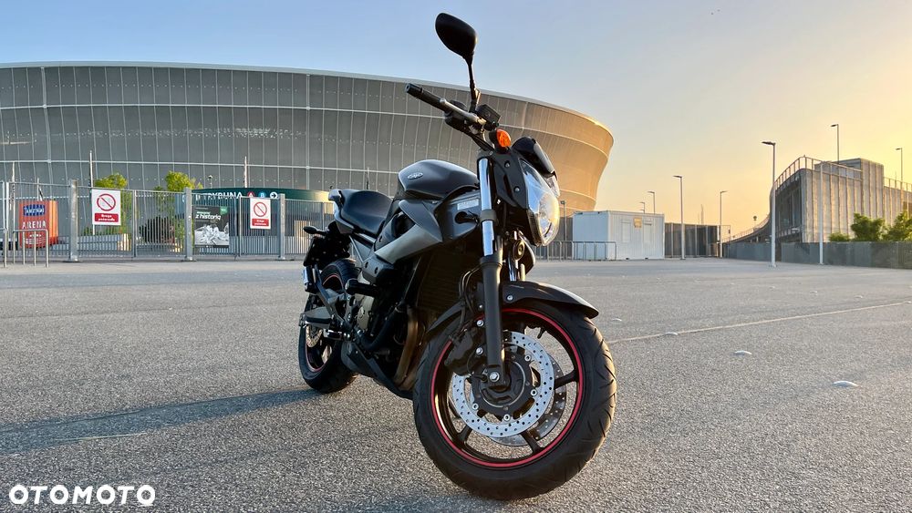 Yamaha XJ - 24