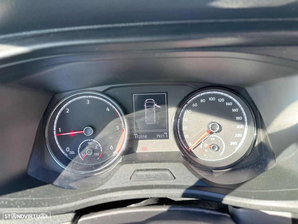 VW Transporter 2.0 TDi Business - 21