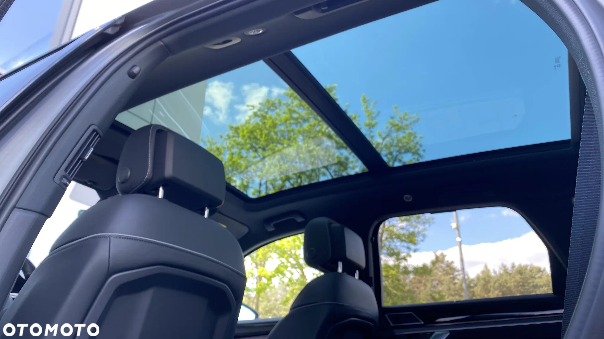 Volkswagen Touareg 3.0 V6 TDI 4Motion R-Line - 25