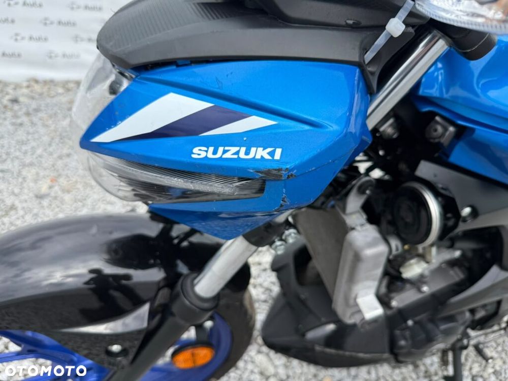 Suzuki GSX - 10