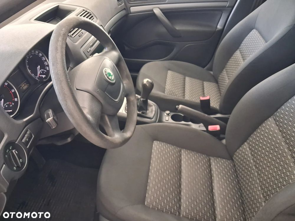 Skoda Octavia 1.4 TSI Active - 10