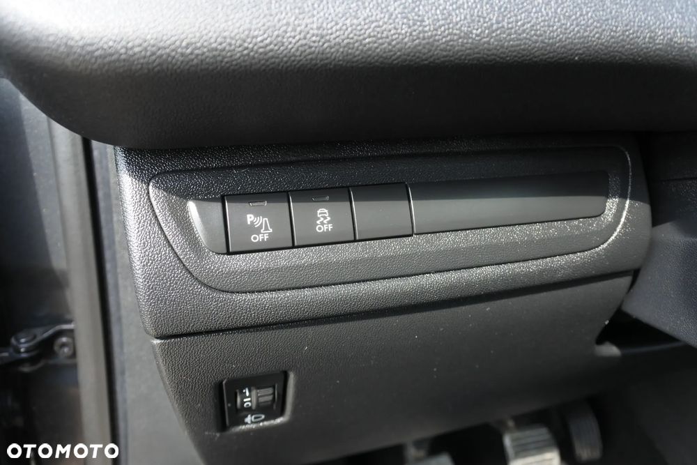 Peugeot 208 PureTech 82 Start & Stop Allure - 21