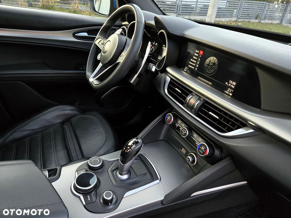 Alfa Romeo Stelvio 2.0 Turbo First Edition Q4 - 32