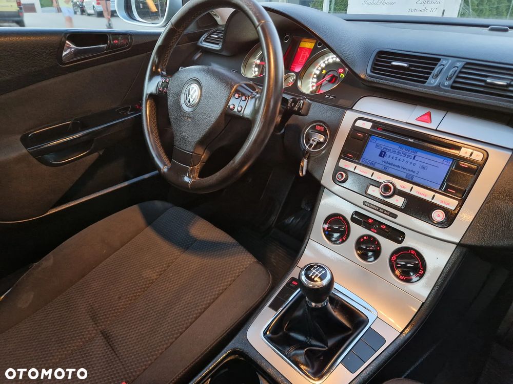Volkswagen Passat 2.0 TDI Comfortline - 3
