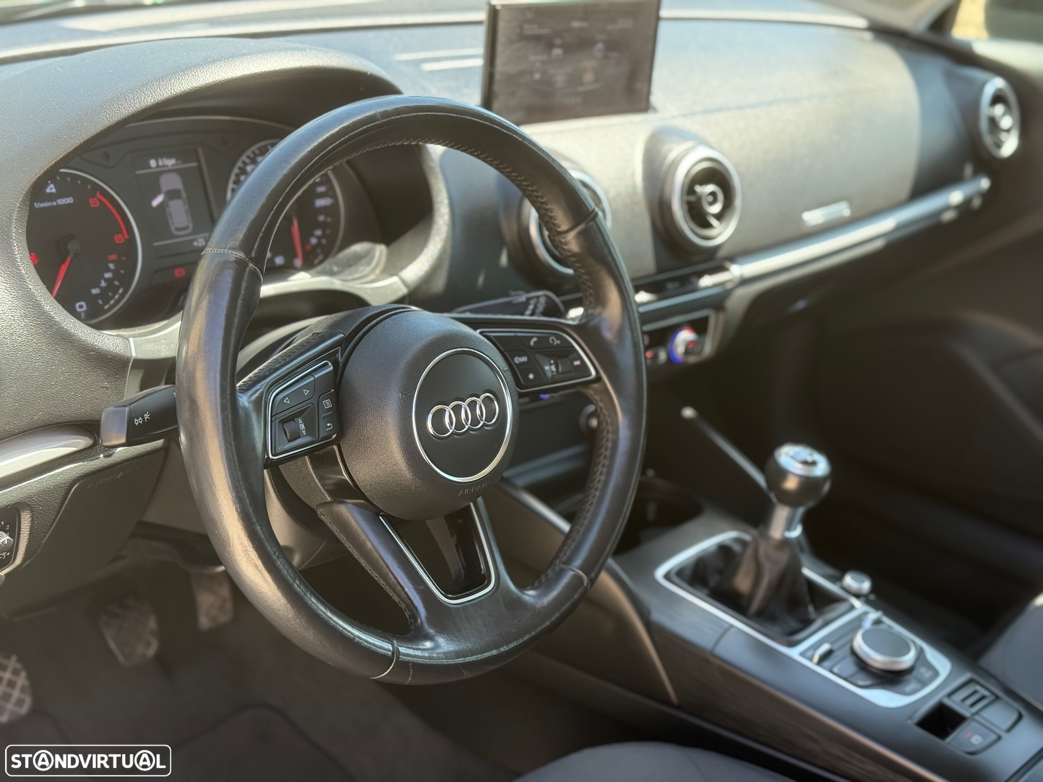 Audi A3 Sportback 1.6 TDI S-line - 11