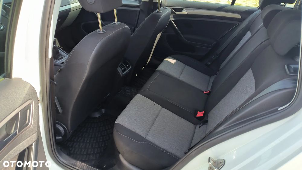 Volkswagen Golf 1.6 TDI BlueMotion Technology Trendline - 13