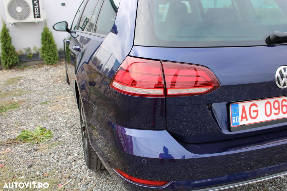 Volkswagen Golf 1.6 TDI SCR DSG IQ.DRIVE - 34